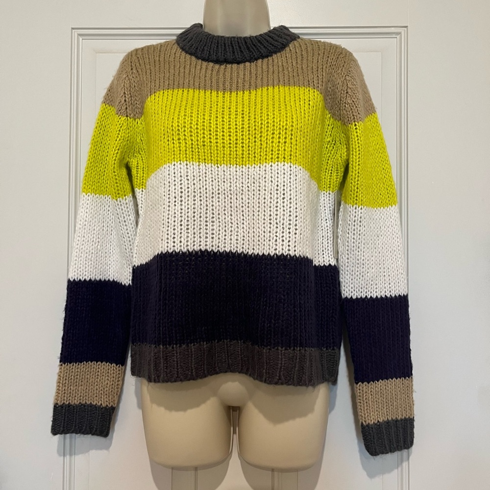 NWT long sleeve sweater